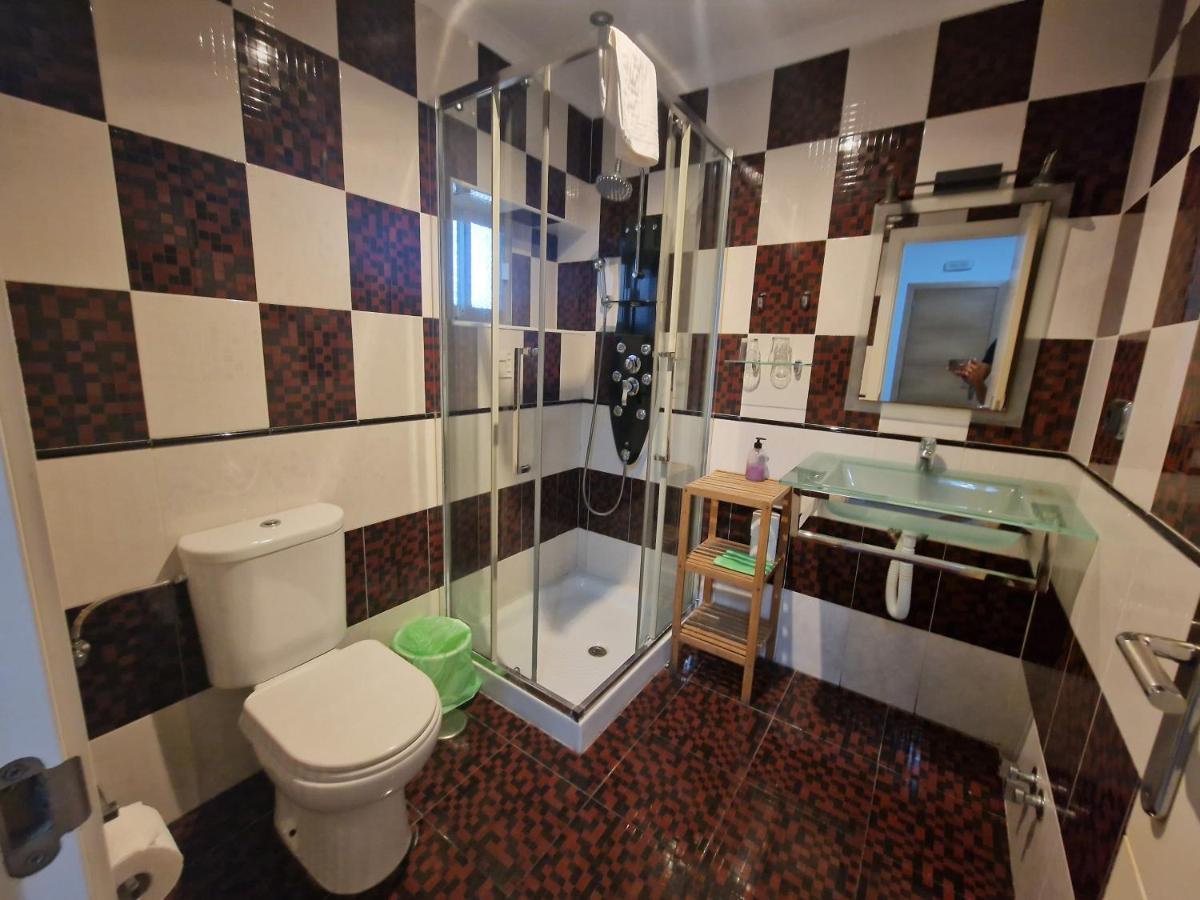 Habitaciones Miramar Bolonia Luaran gambar
